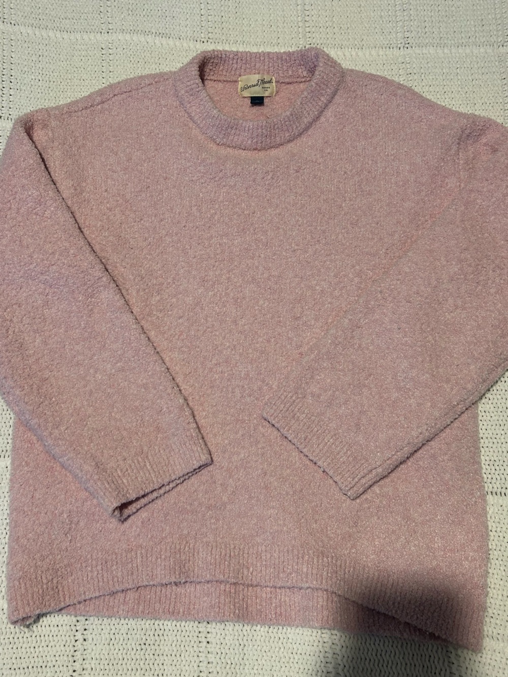 Universal Thread Women’s Pink Crewneck Sweater